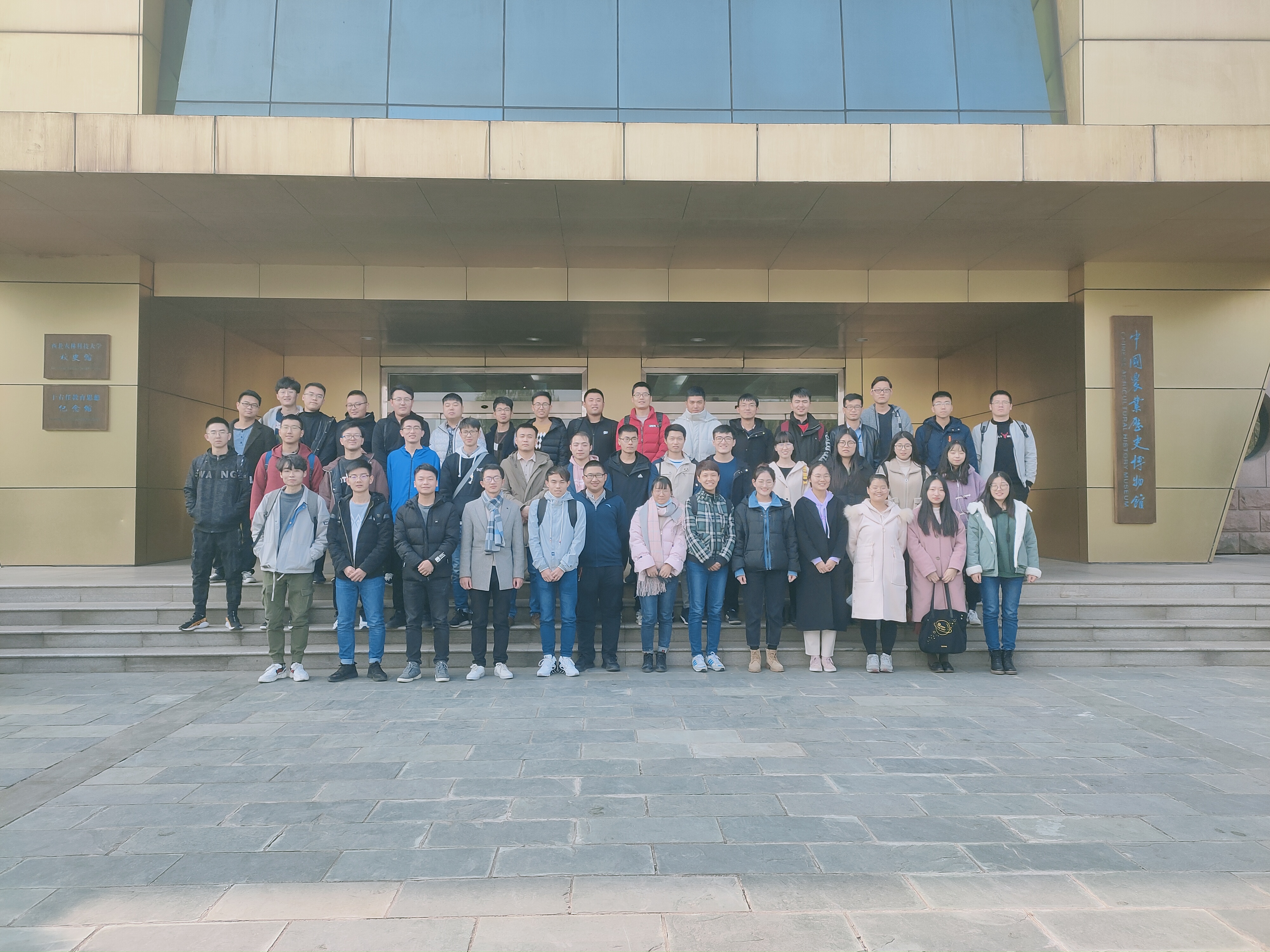 4ce957c563de4aaf82ba5447b557dbf8.jpg 4ce957c563de4aaf82ba5447b557dbf8.jpg