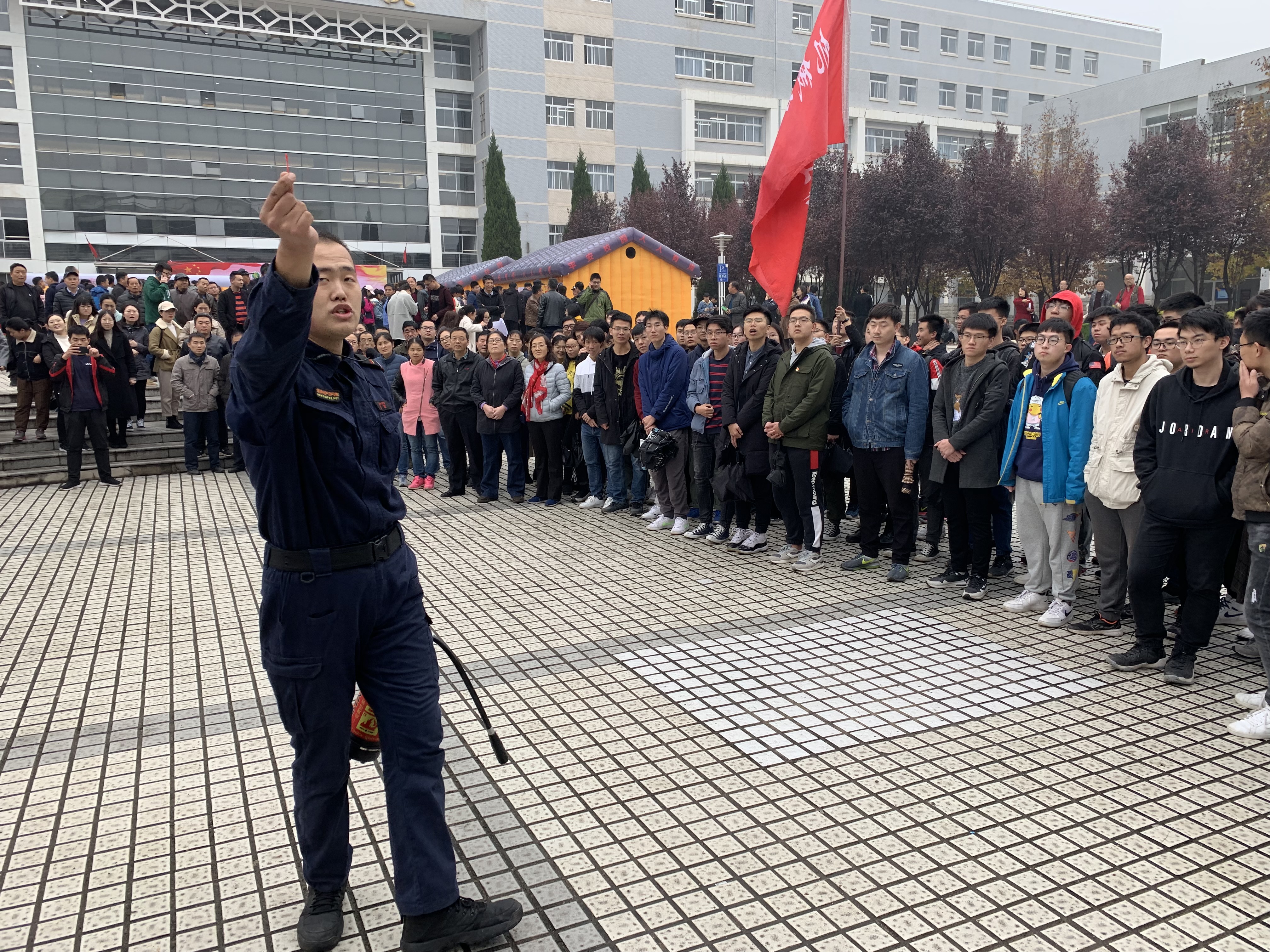 708d744454b64aab8589602e7c90637b.jpg 708d744454b64aab8589602e7c90637b.jpg