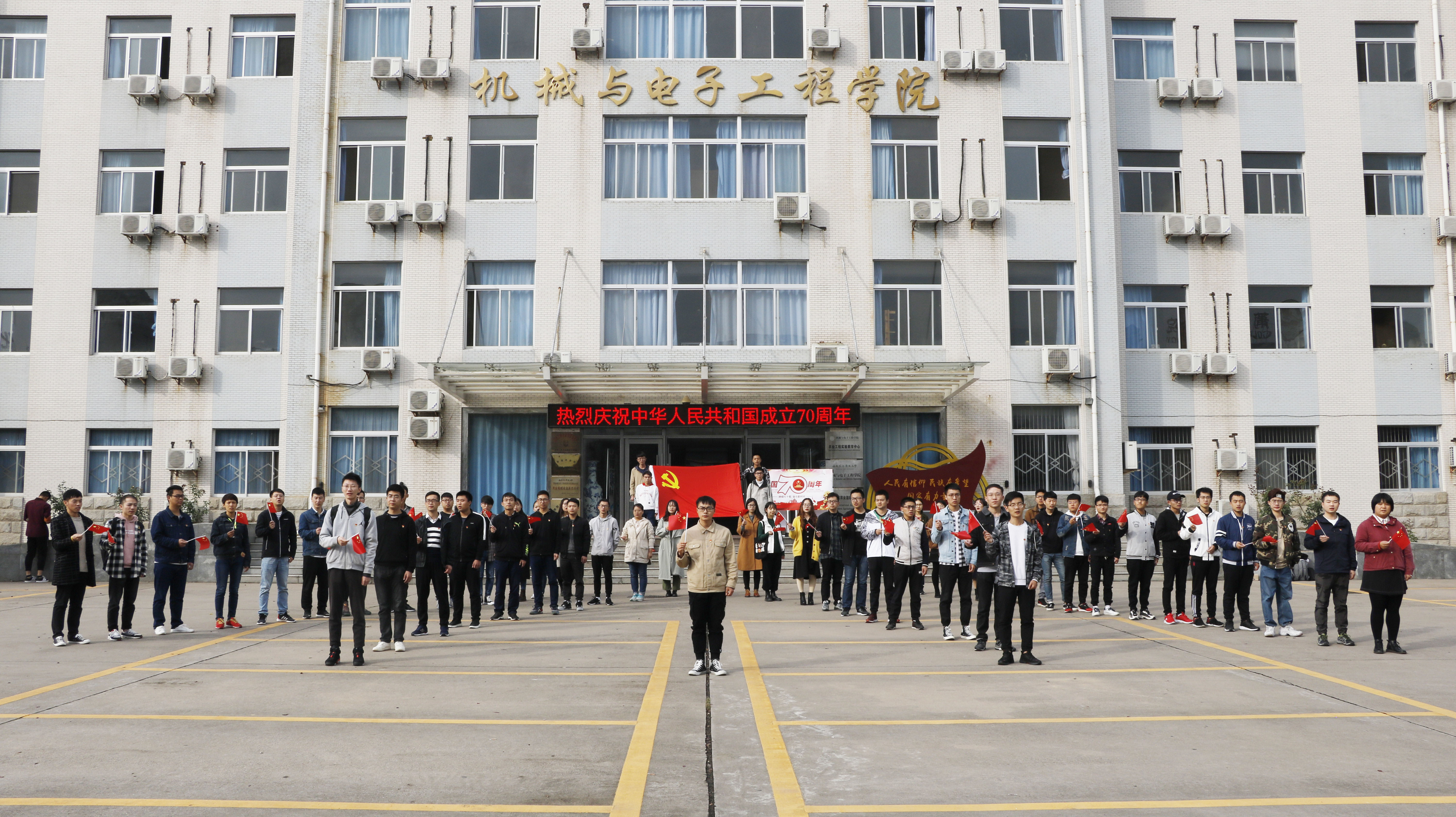 feb2dc6de0224b92a625b7c0bd0eb436.jpg feb2dc6de0224b92a625b7c0bd0eb436.jpg