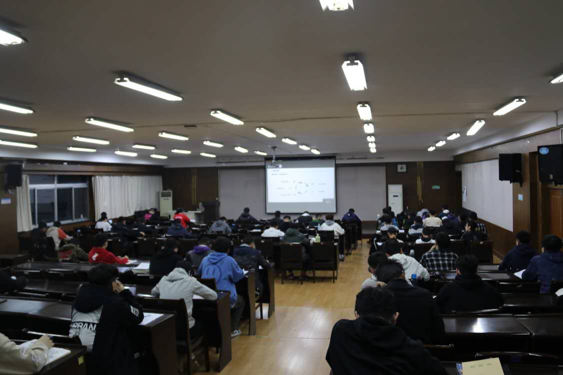 4d4e2662f3cf42f999bd18a465c8f8fd.jpg 4d4e2662f3cf42f999bd18a465c8f8fd.jpg