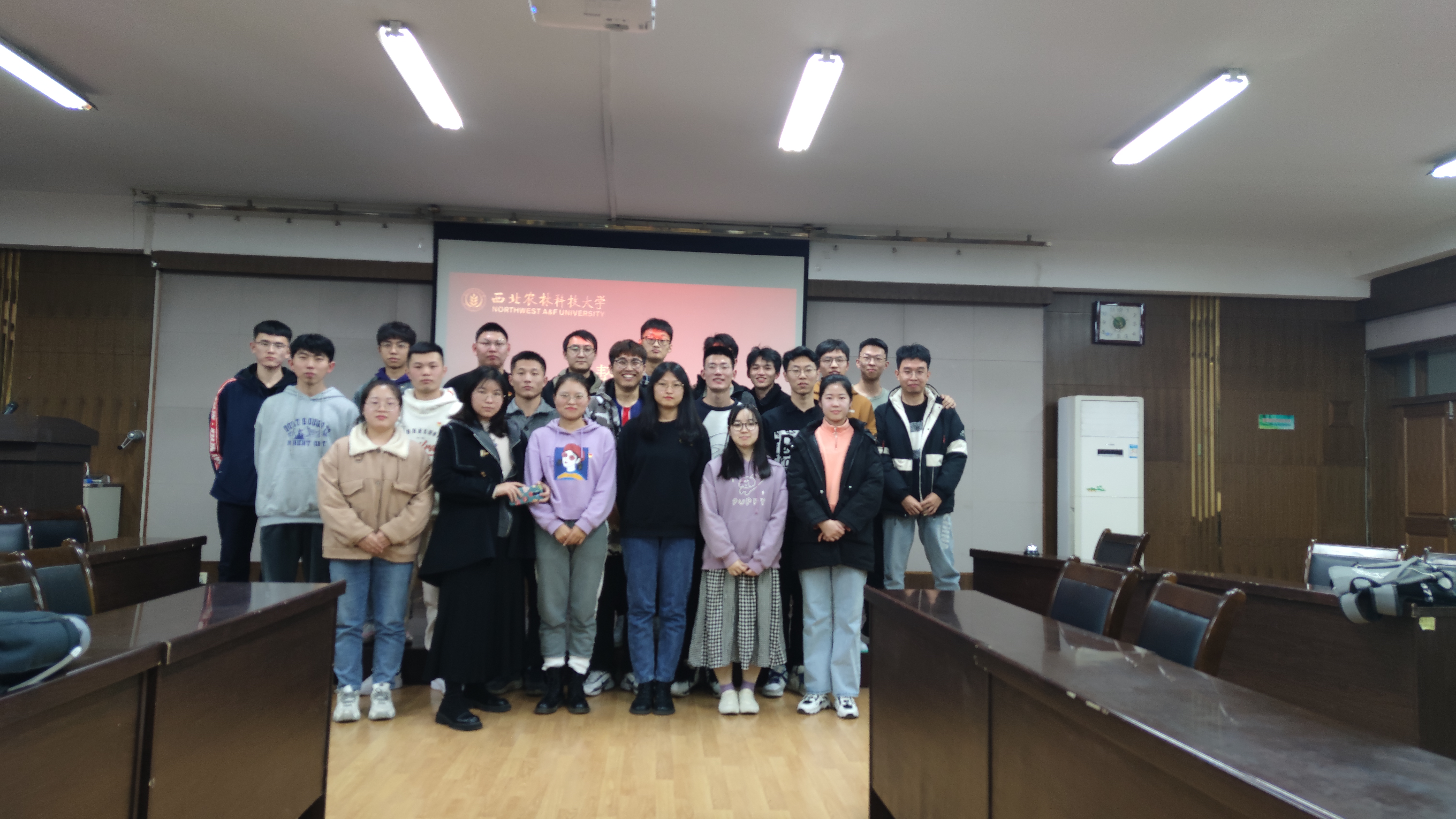 0a12d4aa881f458e8483077806767304.jpg 0a12d4aa881f458e8483077806767304.jpg