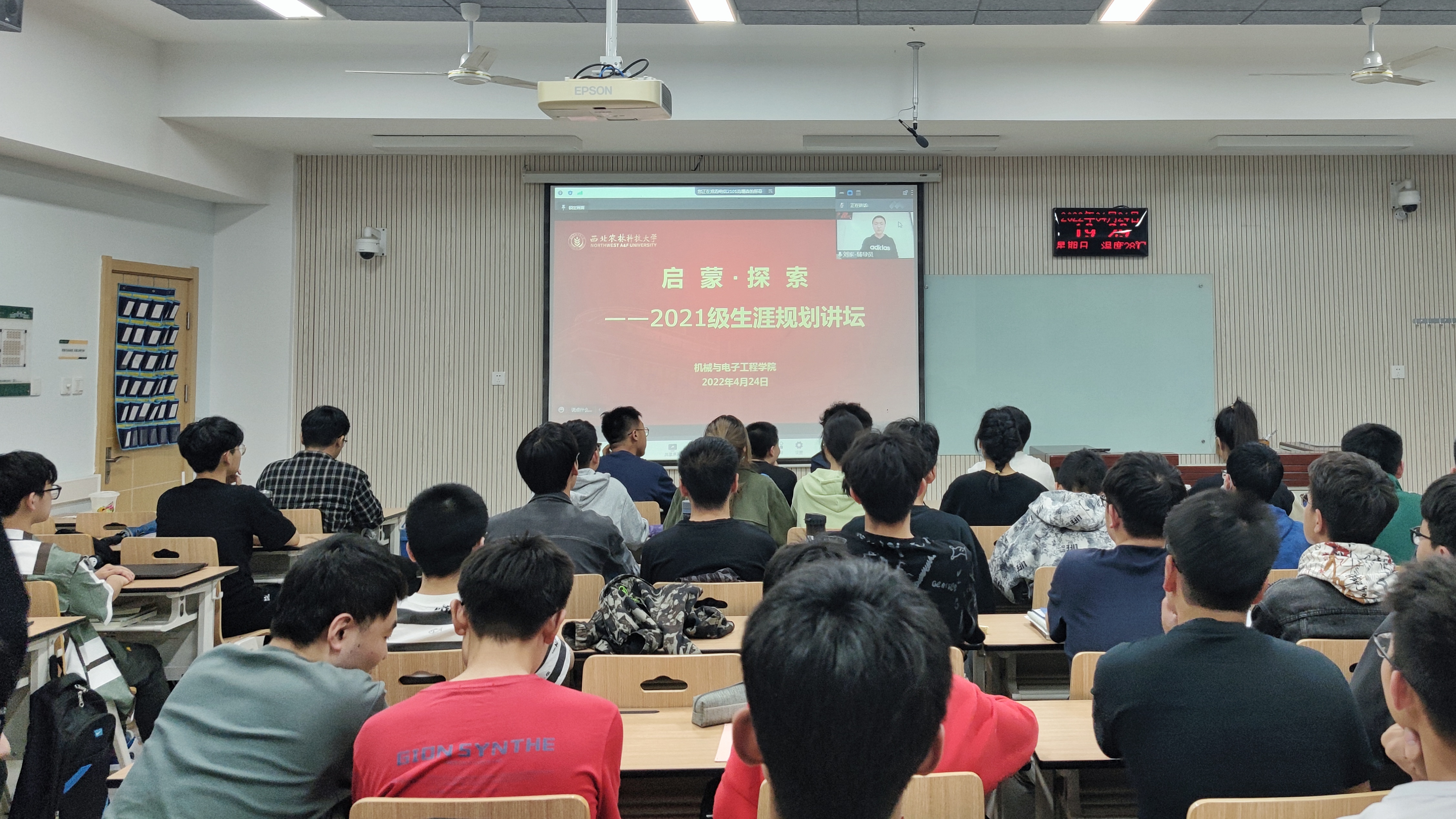 04ab9b4a6bca49af912945f447945843.jpg 04ab9b4a6bca49af912945f447945843.jpg