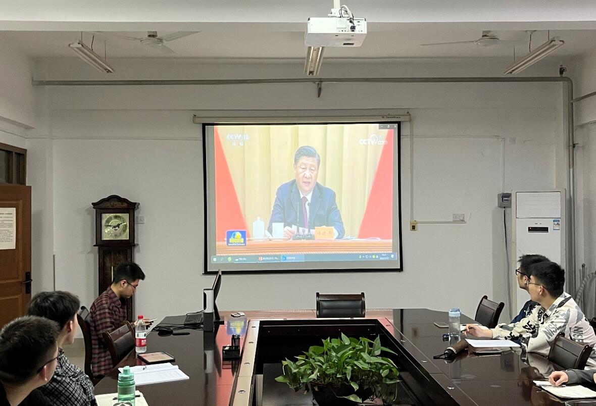 997186f92fe942c7818fbc8124aacfb8.jpg 997186f92fe942c7818fbc8124aacfb8.jpg