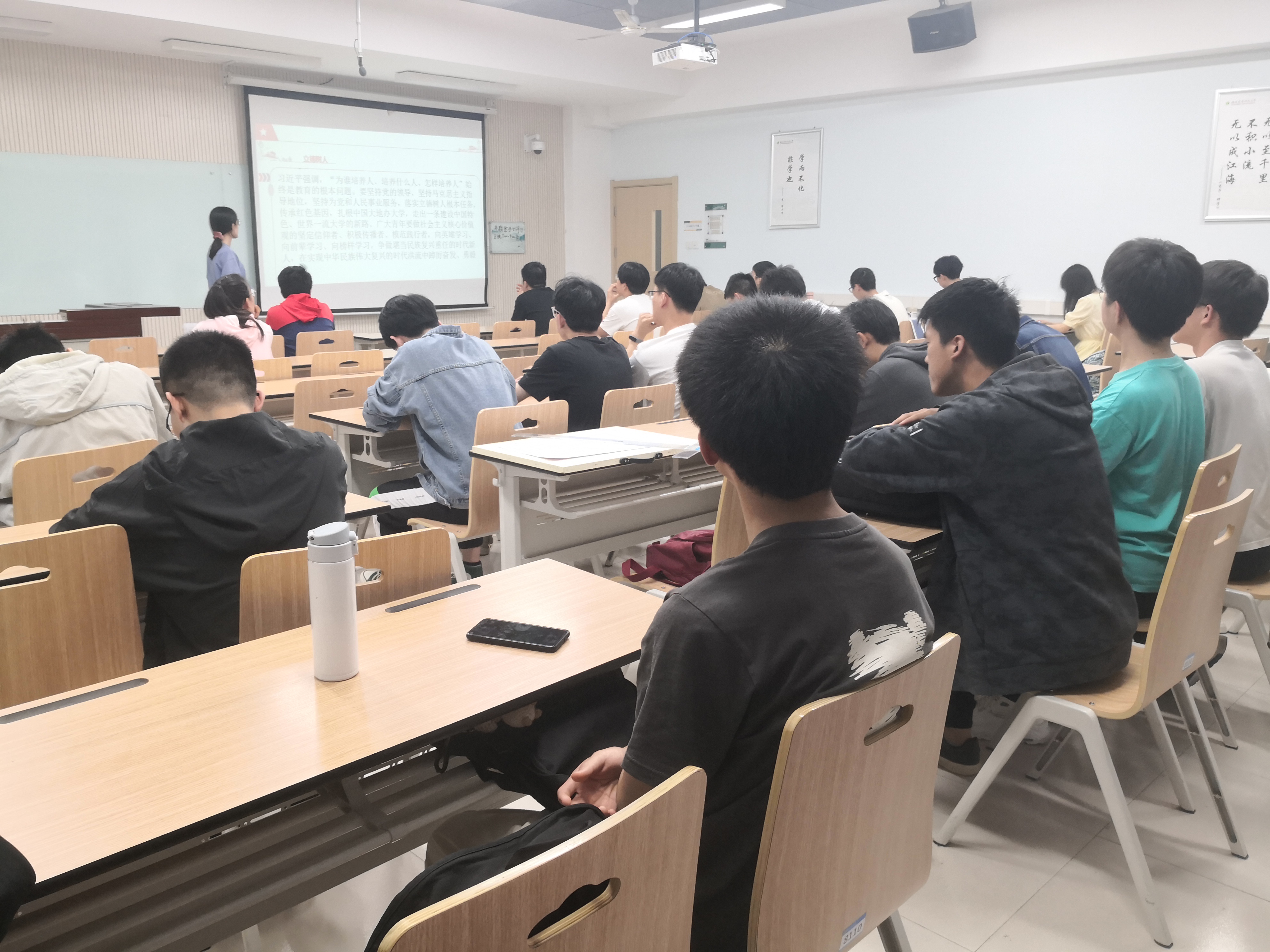 276d218b4b2a458681b1c5f28ea66d1d.jpg 276d218b4b2a458681b1c5f28ea66d1d.jpg