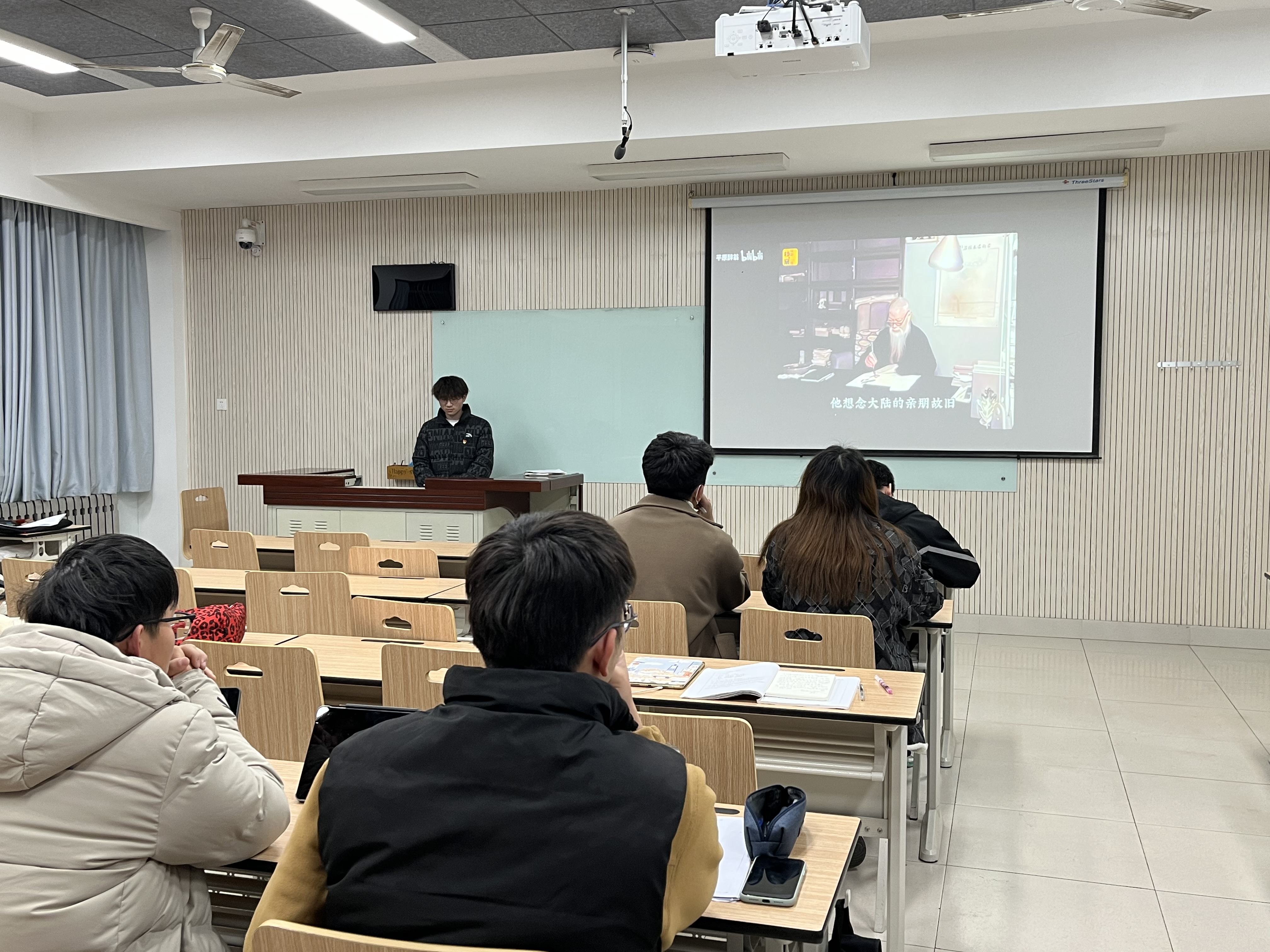 8992f27f804c41339c54686efb9c5a1f.png 8992f27f804c41339c54686efb9c5a1f.png