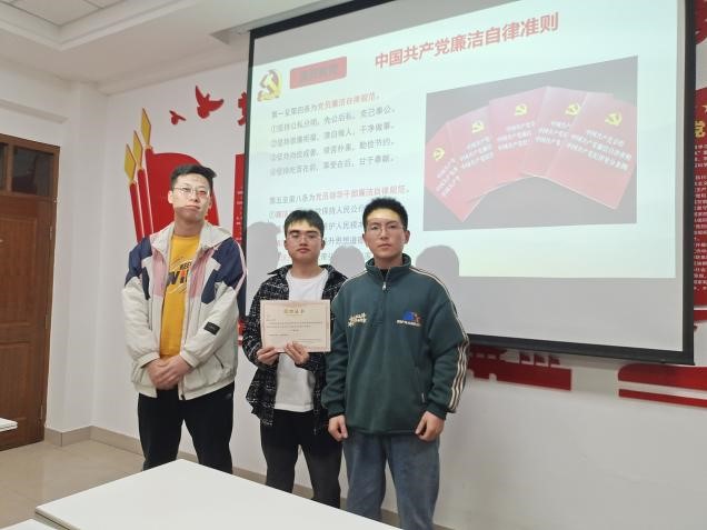 ead9264c2a964600a6b7d66634fa1a4d.jpg ead9264c2a964600a6b7d66634fa1a4d.jpg