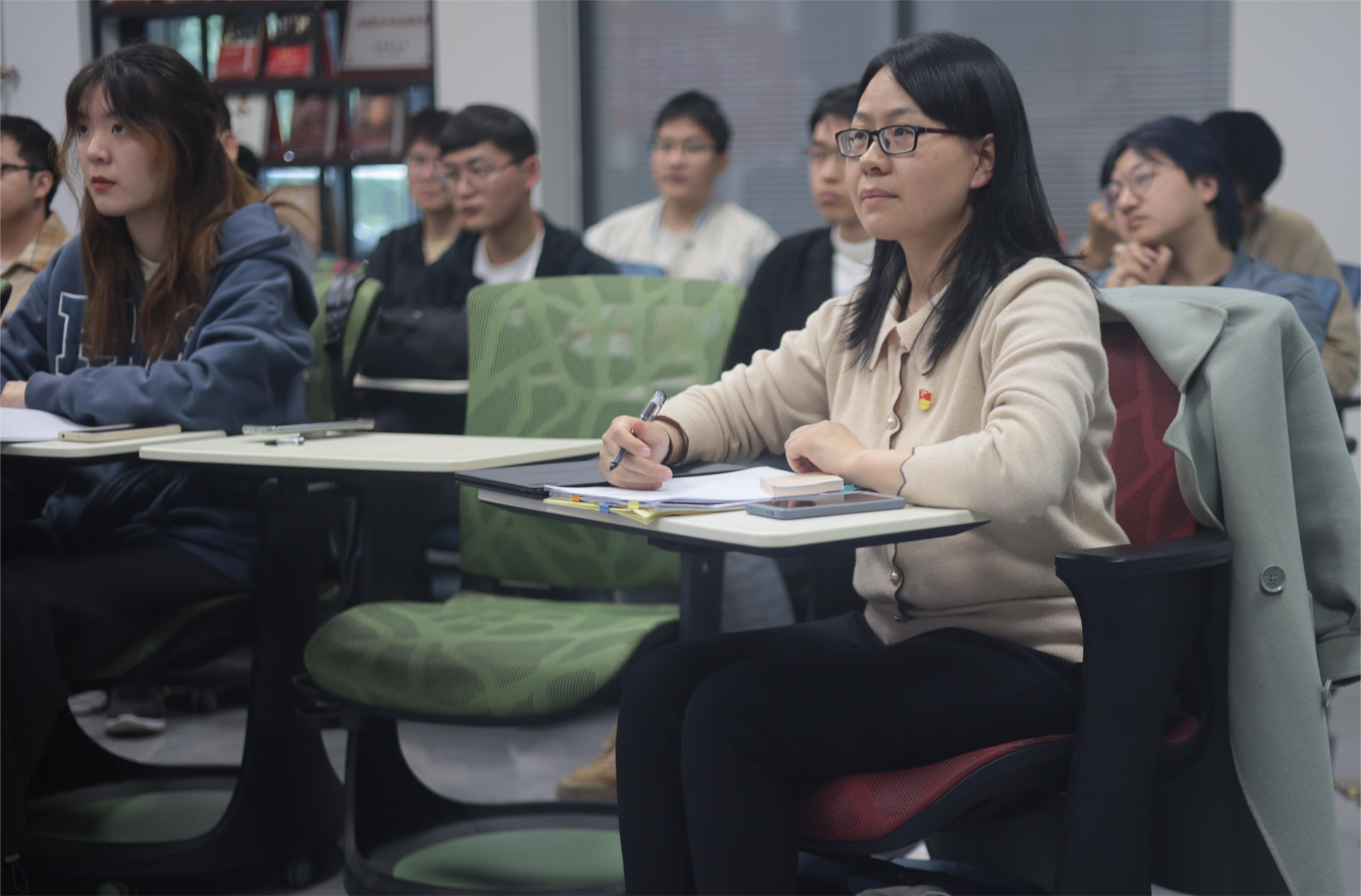 2044d2c6a9ec4b30aa158ec212e4c65c.jpg 2044d2c6a9ec4b30aa158ec212e4c65c.jpg